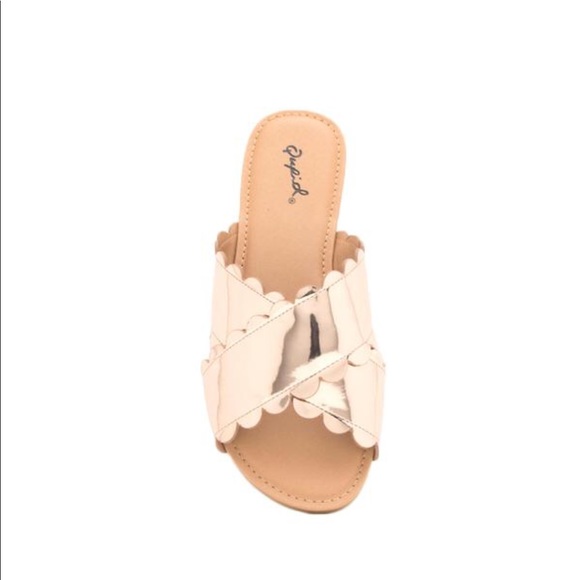 Moving Sale 💯 Auth Qupid Gold Shinny Metallic - Picture 4 of 7